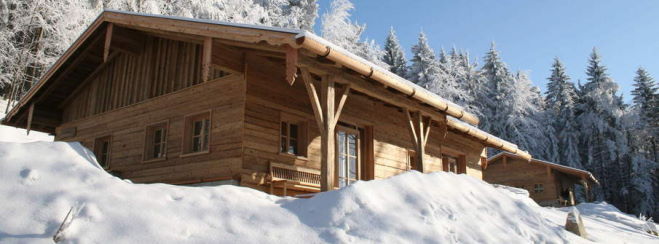 Wellness Luxus Chalet in Deutschland Bergchalet Bayern im Winter