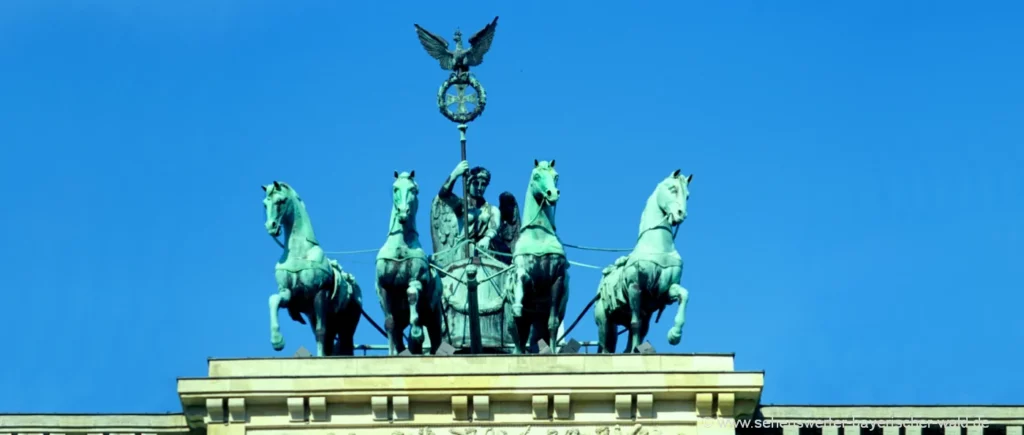 Quadriga am Brandenburger Tor Highlights & Attraktionen in Berlin Ausflugsziele Quadriga am Brandenburger Tor