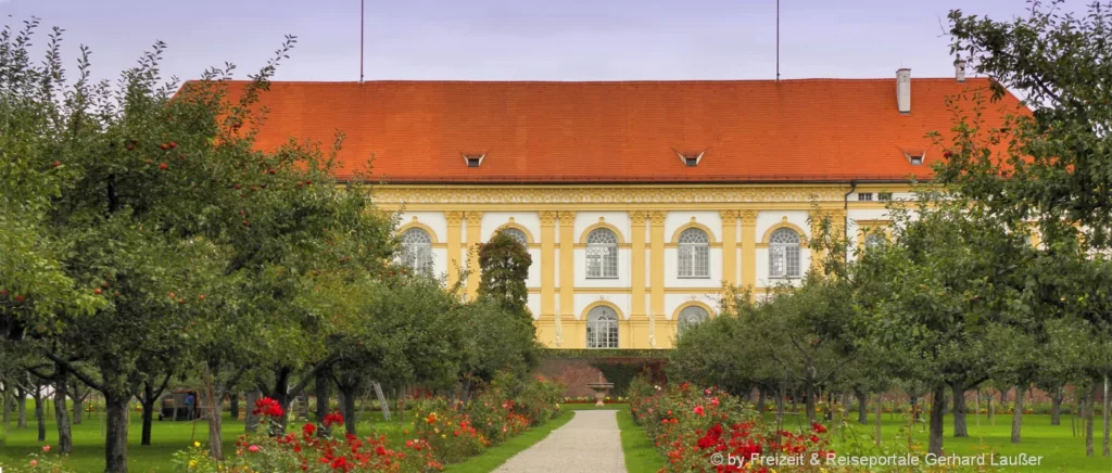 Schloss Hofgarten in Dachau bei München Sehenswürdigkeiten in Dachau Schloss Hofgarten Ausflugsziele bei München
