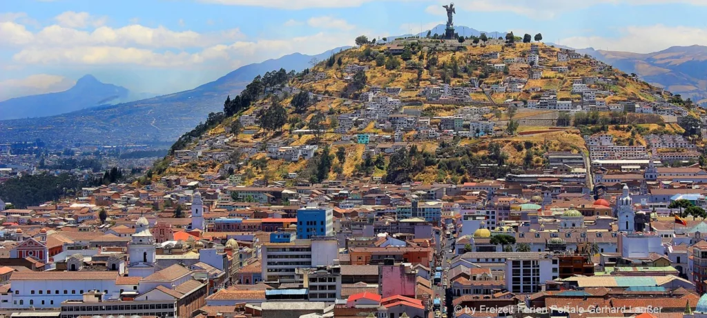 Hauptstadt Quito in Ecuador Quito Sehenswürdigkeiten Altstadt & Umgebung Tagesausflüge