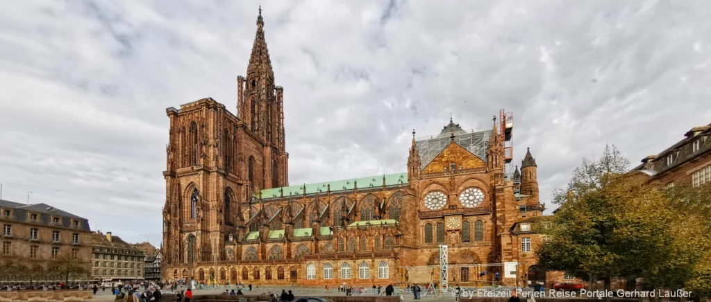 Strassburg Städtereisen nach Frankreich Städtereisen Frankreich Sehenswürdigkeiten Strassburg Attraktionen Liebfrauenmünster